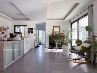 Vente Maison Maison de plain-pied de 3 chambres avec jardin à Briollay Angers