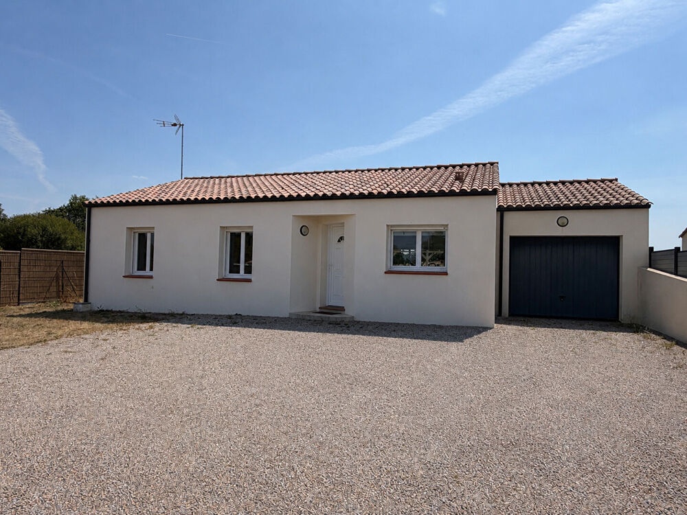 Vente Maison Maison de 2013 à St Maixent sur Vie 3 chambres et garage Saint maixent sur vie