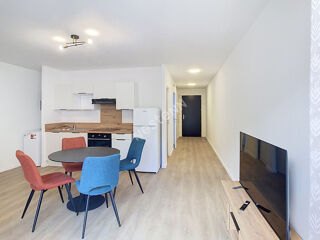  Appartement à louer 2 pièces 46 m²