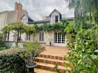  Maison � vendre 10 pi�ces 235 m�