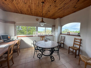  Maison � vendre 8 pi�ces 220 m�