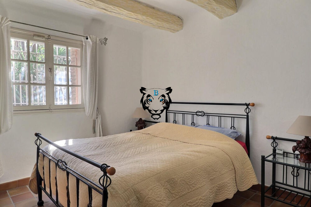 à vendre  Maison Roquebrune-sur-Argens (83520)