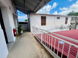  Maison  vendre 12 pices 220 m