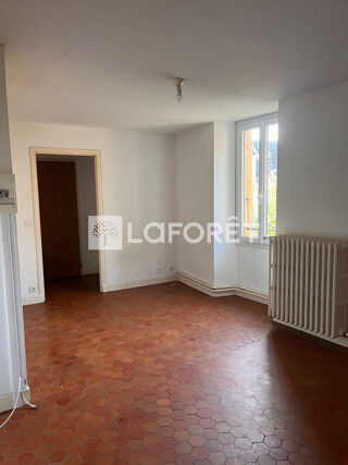  Appartement à louer 3 pièces 55 m²