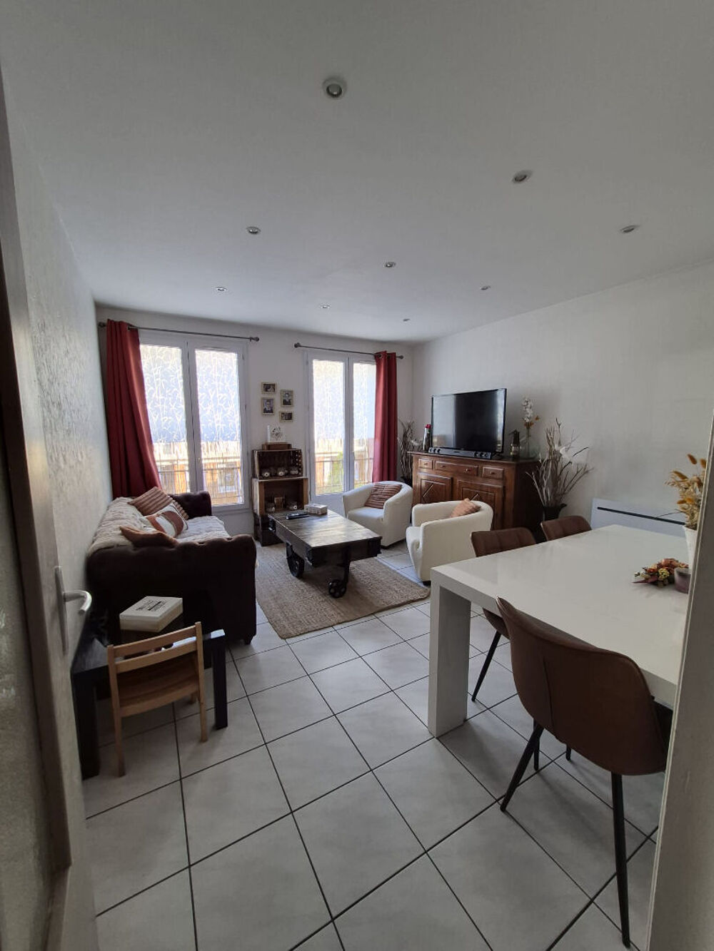 Appartement 4 pièces 75.62 m2 avec cave et parking- Centre Ville EVREUX
