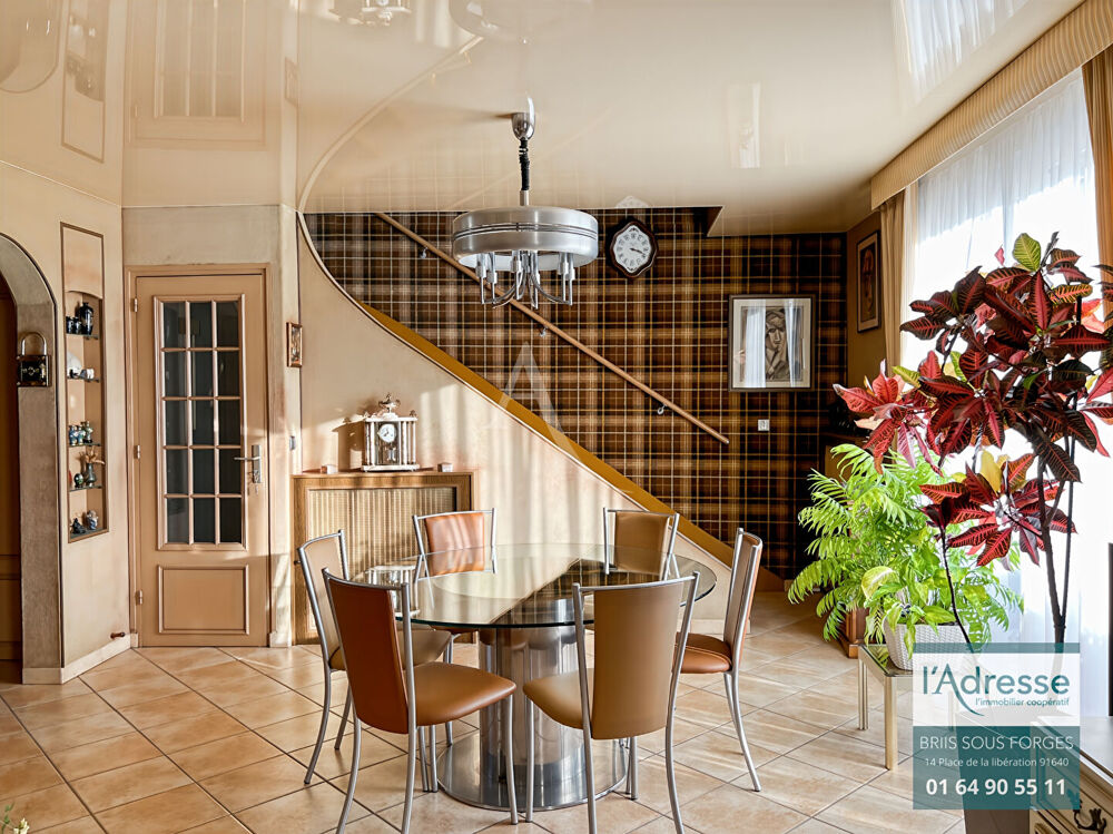 Maison sous sol total 6 pièces 3 chambres 120 m2 Limours