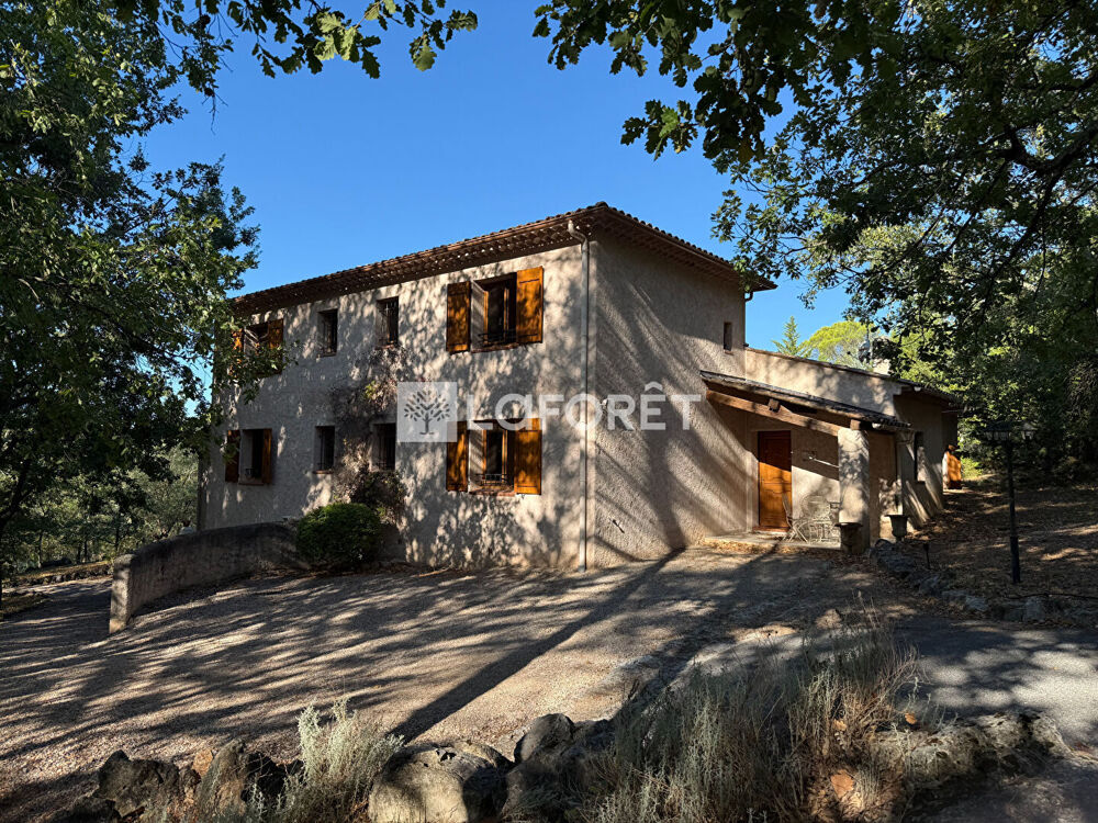 Vente Maison Propriété d'exception 240 m2 avec 4 suites et terrains de 8000m2 Saint paul en foret