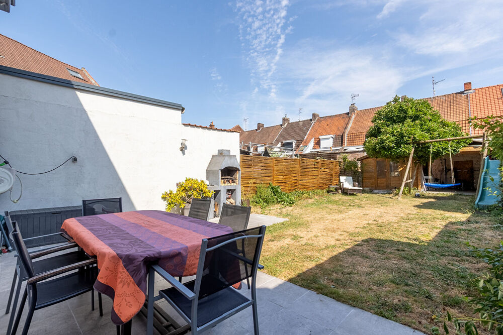 Exclusivité - Semi-flamande rénovée avec jardin exposé plein sud