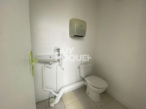   LIMAY - LOCAL COMMERCIAL de 63 m² 