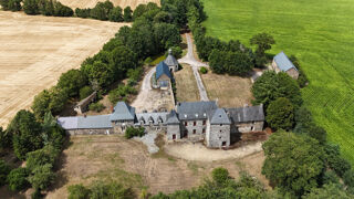  Villa � vendre 15 + pi�ces 242 m�