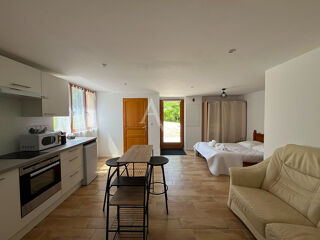  Immeuble à vendre 8 pièces 218 m²