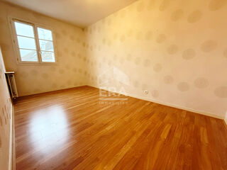  Appartement � vendre 4 pi�ces 1 m�