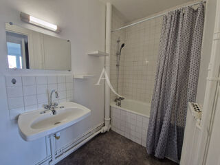  Appartement à louer 3 pièces 67 m²
