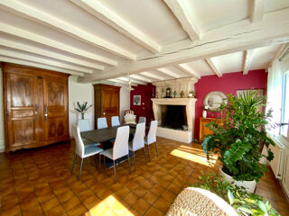  Maison � vendre 7 pi�ces 245 m� Jonzac