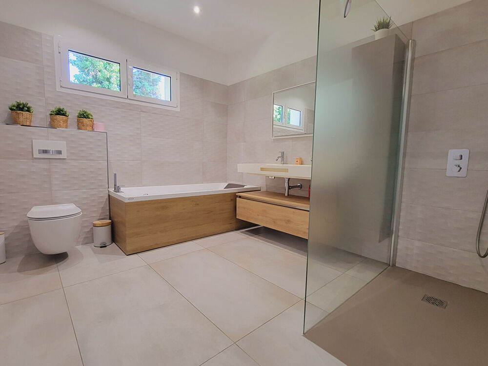 � vendre  Maison Aix-en-Provence (13100)