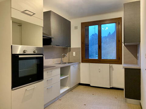  Appartement � louer 4 pi�ces 77 m�