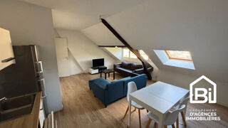  Appartement à louer 4 pièces 55 m²