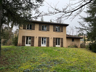  Maison  louer 6 pices 139 m
