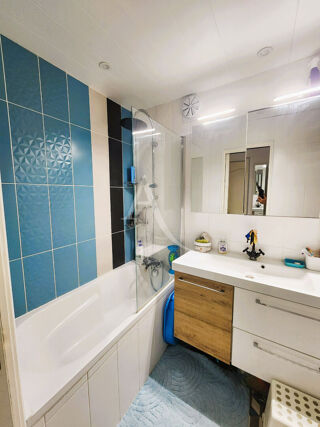  Appartement  vendre 5 pices 80 m