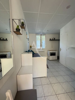  Appartement à louer 1 pièce 14 m²