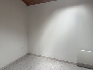  Maison à louer 2 pièces 45 m² Sougraigne