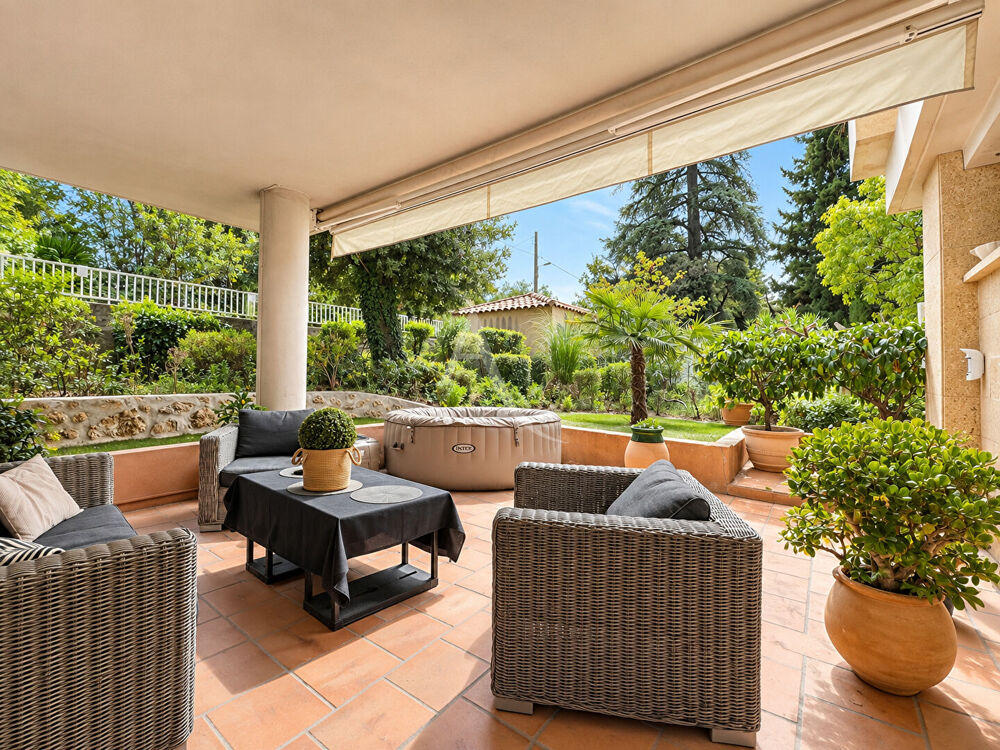 Vente Appartement SAINT-BARNABÉ  T3 EN REZ-DE-JARDIN AVEC JARDIN 140 M² CALME ABSOLU Marseille 12
