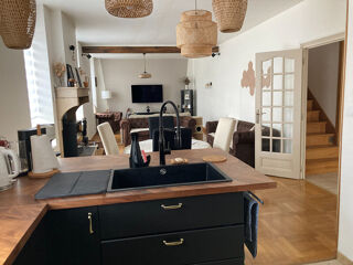  Appartement � louer 5 pi�ces 193 m�