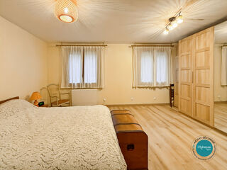  Maison à vendre 8 pièces 148 m²