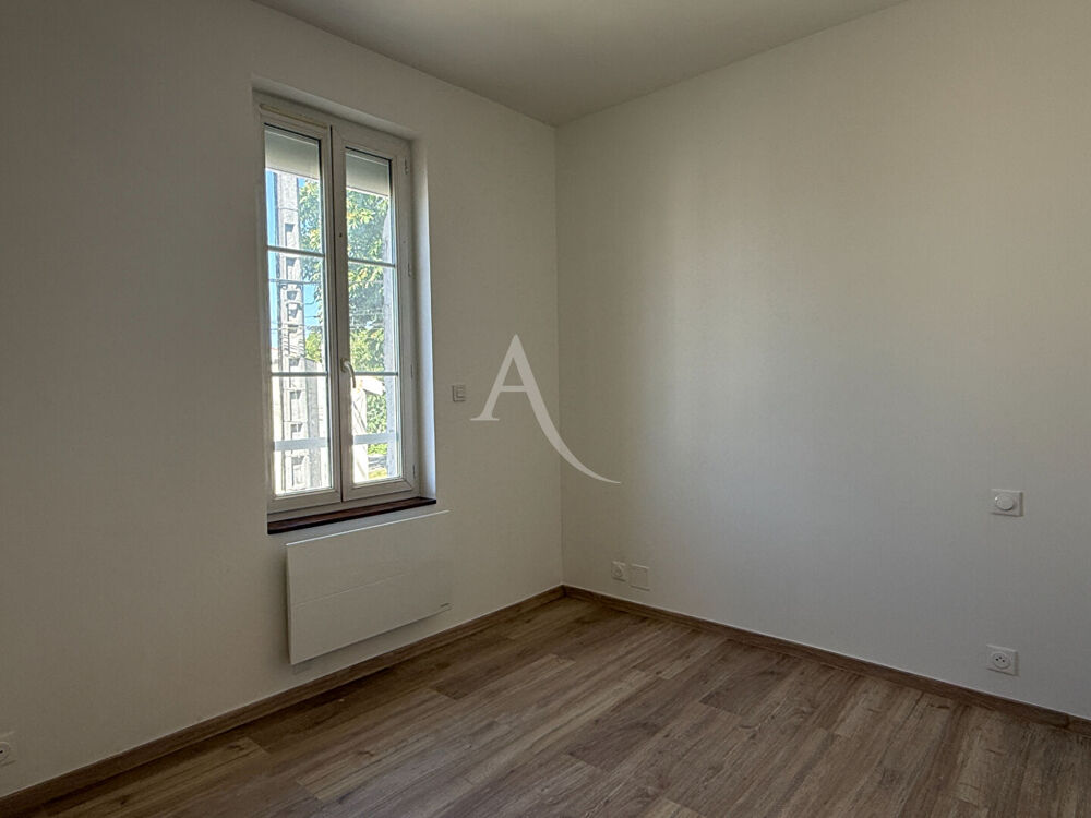 Location Maison Maison Saintes 2 chambres - 61 m² Saintes