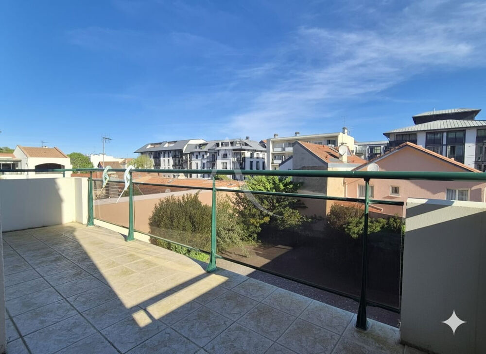 ARCACHON HYPER-CENTRE - Appartement T2 lumineux avec balcon et place de parking