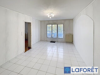  Appartement à louer 3 pièces 70 m²