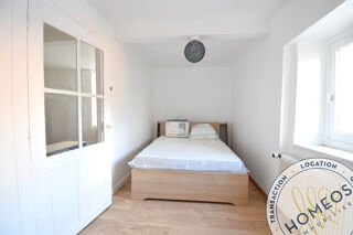  Appartement à louer 2 pièces 33 m²