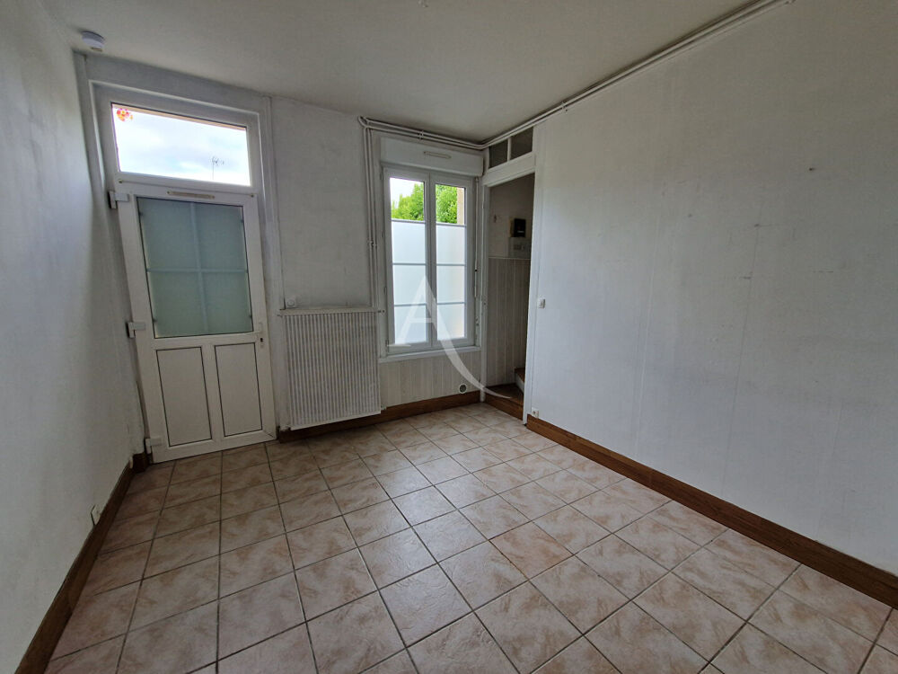 MAISON F2 - Proche Demi-Lune