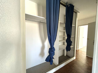  Appartement à louer 3 pièces 63 m²