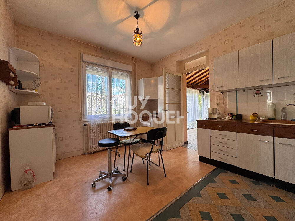 Maison 3 chambres avec jardin et garage à proximité du centre-ville d'Agen