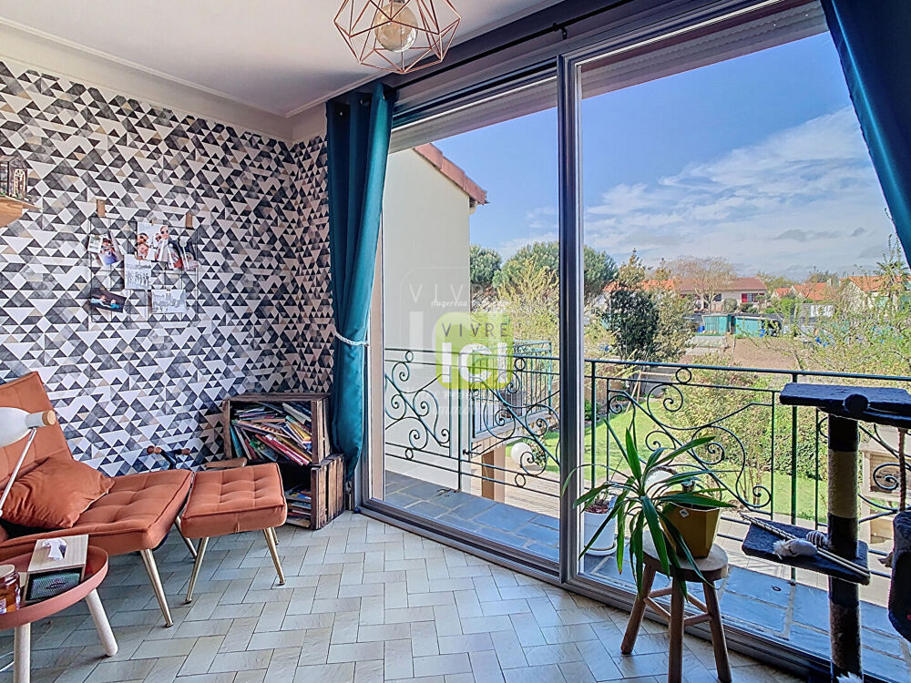 Vente Maison Charmante maison familiale de 119 m² avec jardin sans vis-à-vis Cholet
