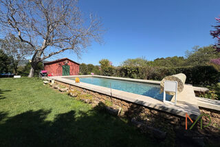  Villa � vendre 7 pi�ces 445 m�