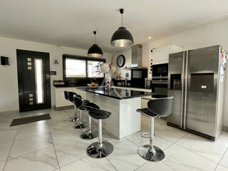  Maison � vendre 6 pi�ces 175 m�