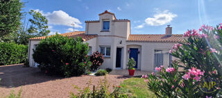  Maison à vendre 6 pièces 145 m²