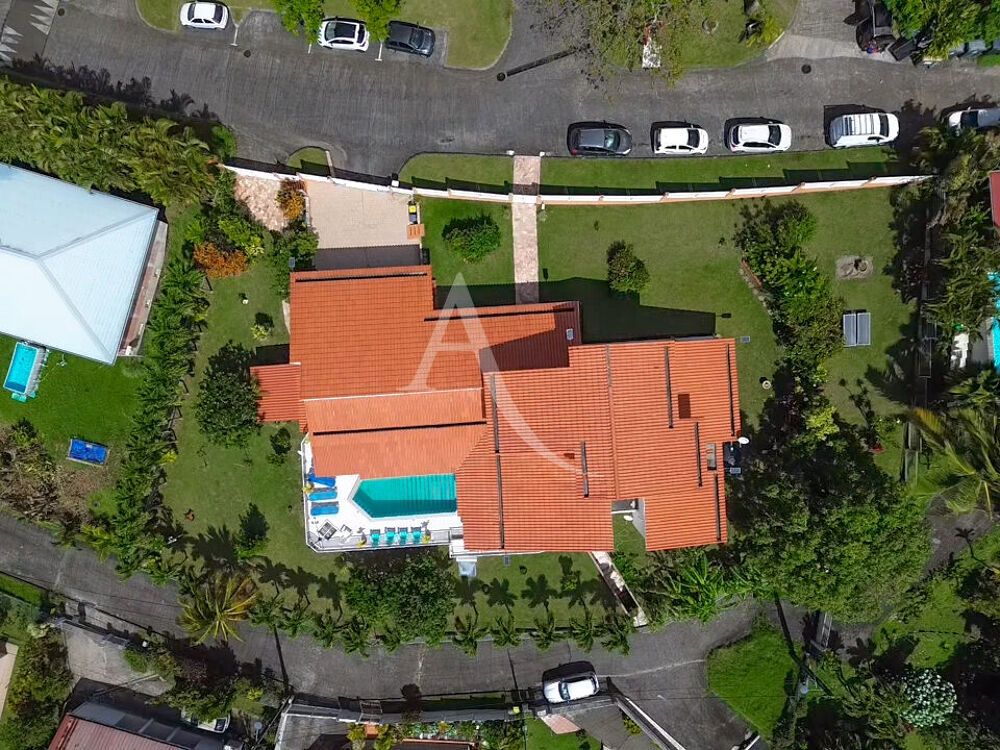 � vendre  Maison Sch�lcher (97233)