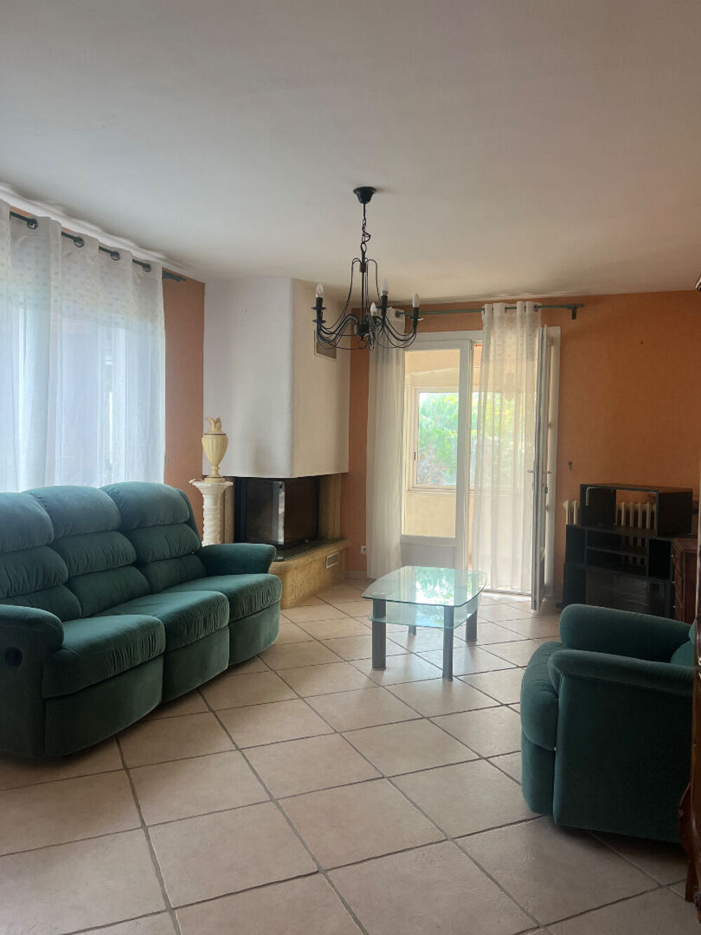Vente Maison Villa plain -pied  avec véranda et grand terrain Nissan lez enserune