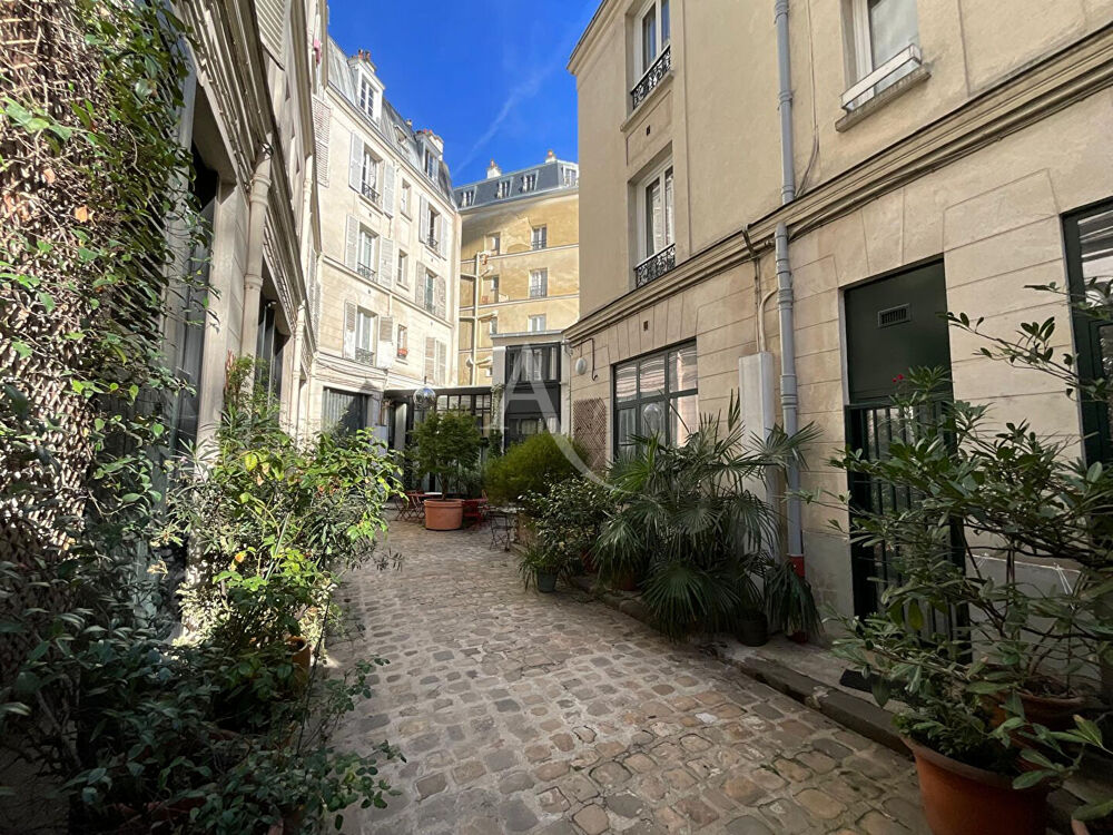 Vente Appartement Studio à rénover 15m2 - Beau potentiel Paris 18