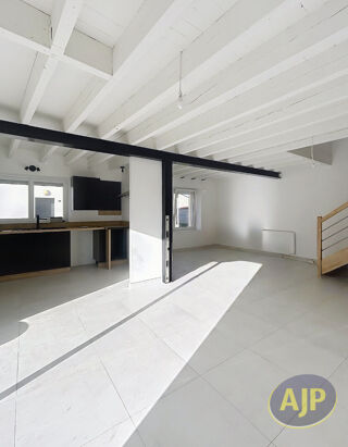  Maison à louer 4 pièces 98 m²