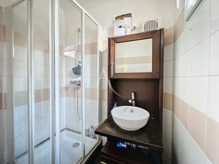  Immeuble � vendre 2 pi�ces 140 m�