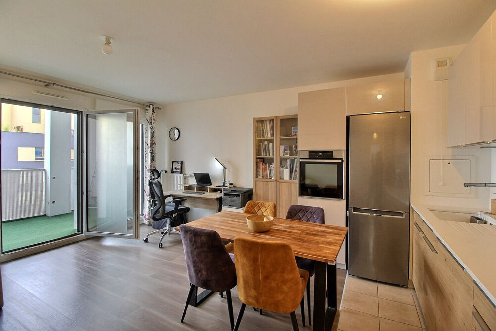 Vente Appartement Atlantis, appartement Massy 3 pièces 62.24 m2 avec loggia de 6. 96 m² et un parking en sous-sol Massy