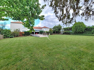  Maison à vendre 7 pièces 185 m²