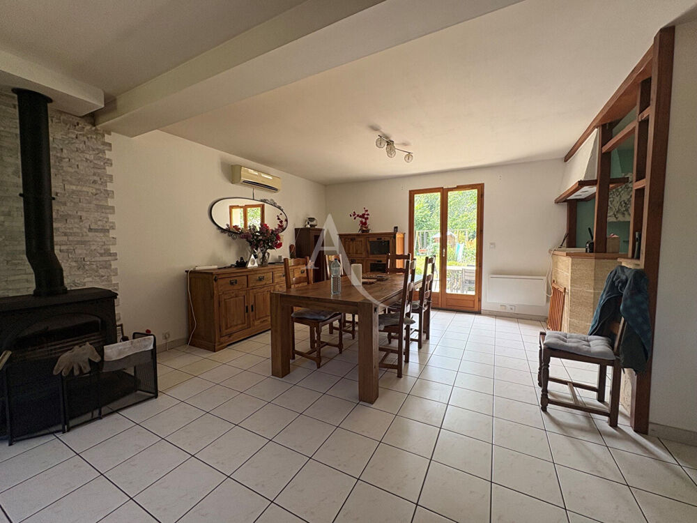 Vente Maison Maison  Secteur Le Châtelet en Brie 6 pièce(s) 102.96 m2 Le chatelet en brie