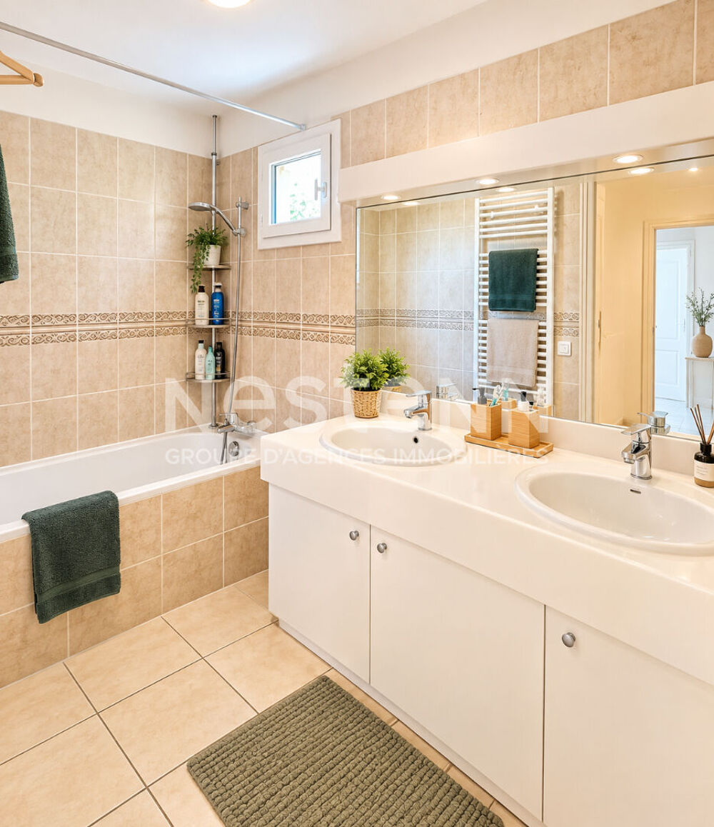 Vente Maison Villa récente 4 pièces à vendre à Saint-Raphaël, proche commodités et mer Saint raphael