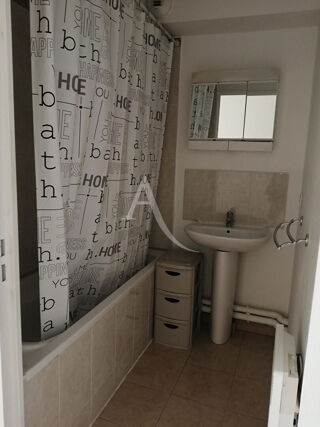  Appartement à louer 1 pièce 34 m²