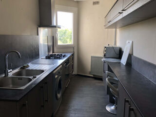  Appartement à louer 2 pièces 56 m²